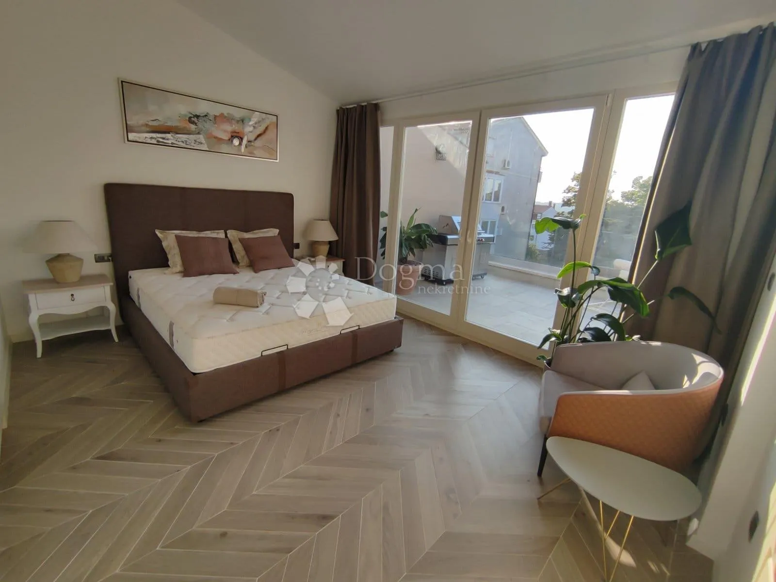 potpuno renovirana austrougarska villa u srcu pule - slika 7