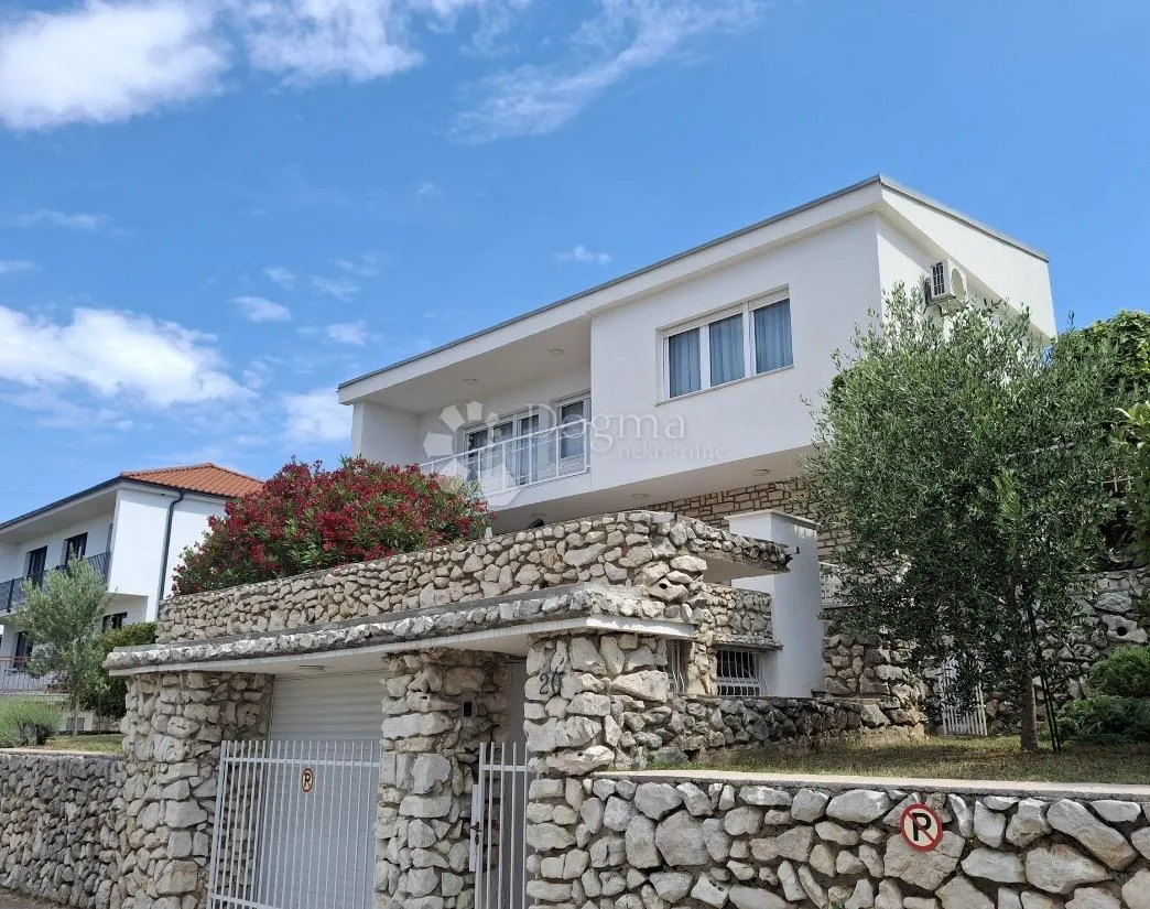 kuća u crikvenici – rijetko dostupna na tržištu! - slika 2
