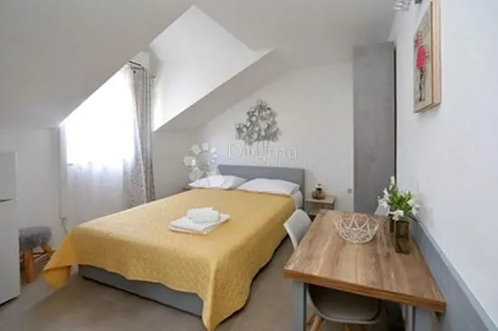 bibinje - apartmanska kuća prvi red do mora - slika 32