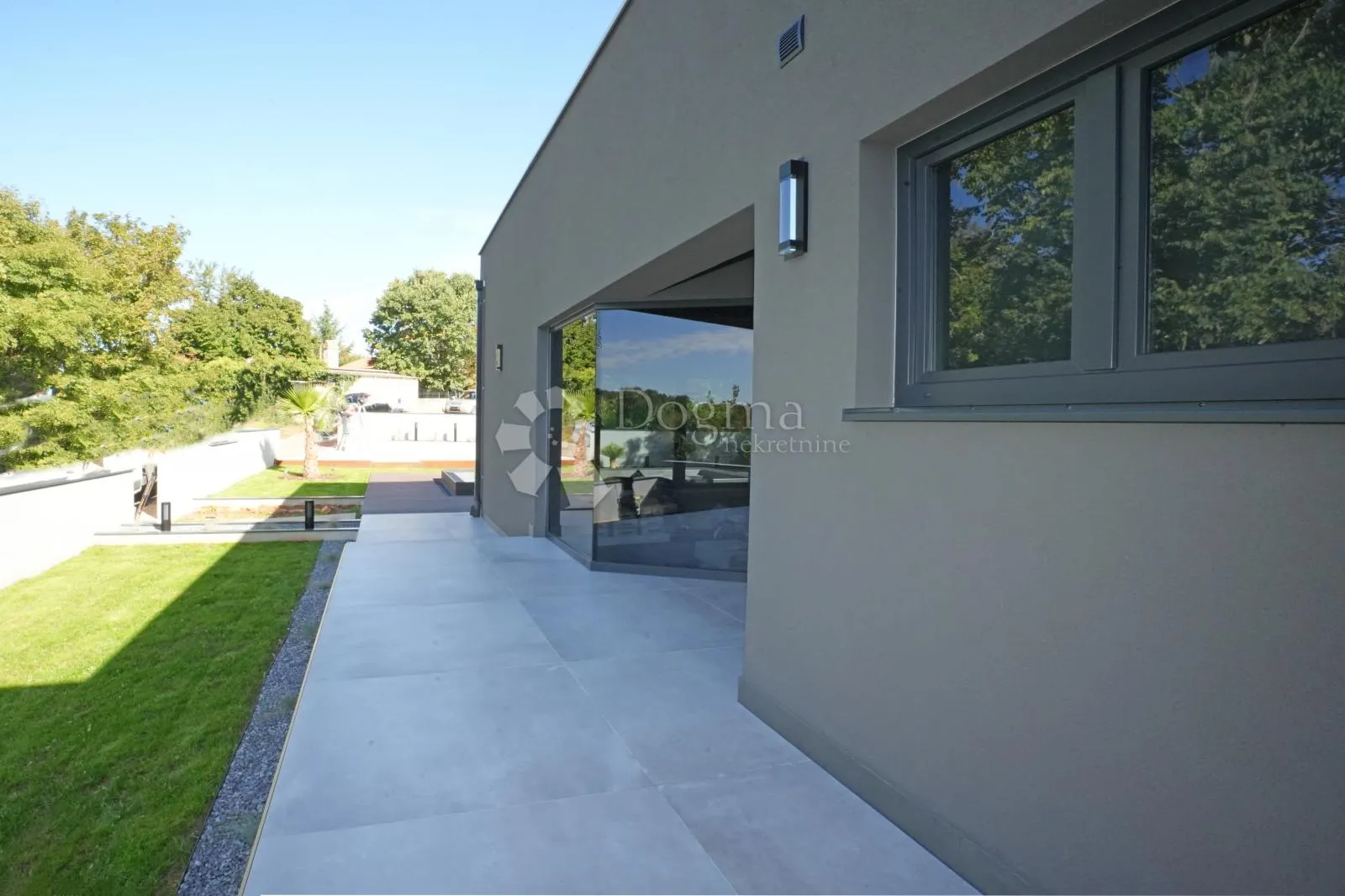 duplex kuće sa infinity bazenima - mirna lokacija - slika 28