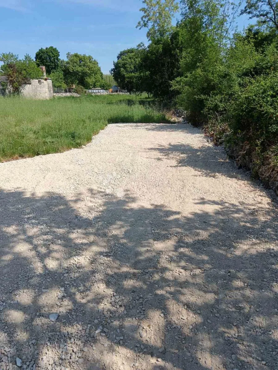 manjadvorci – građevinsko zemljište 1200 m² s potencijalom gradnje i blizu mora - slika 7