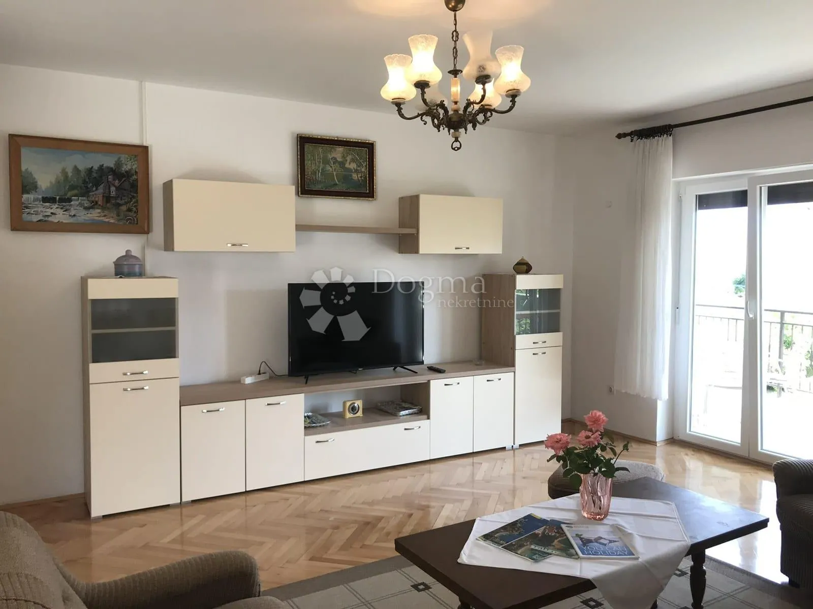 odlična apartmanska kuća u loparu - slika 6