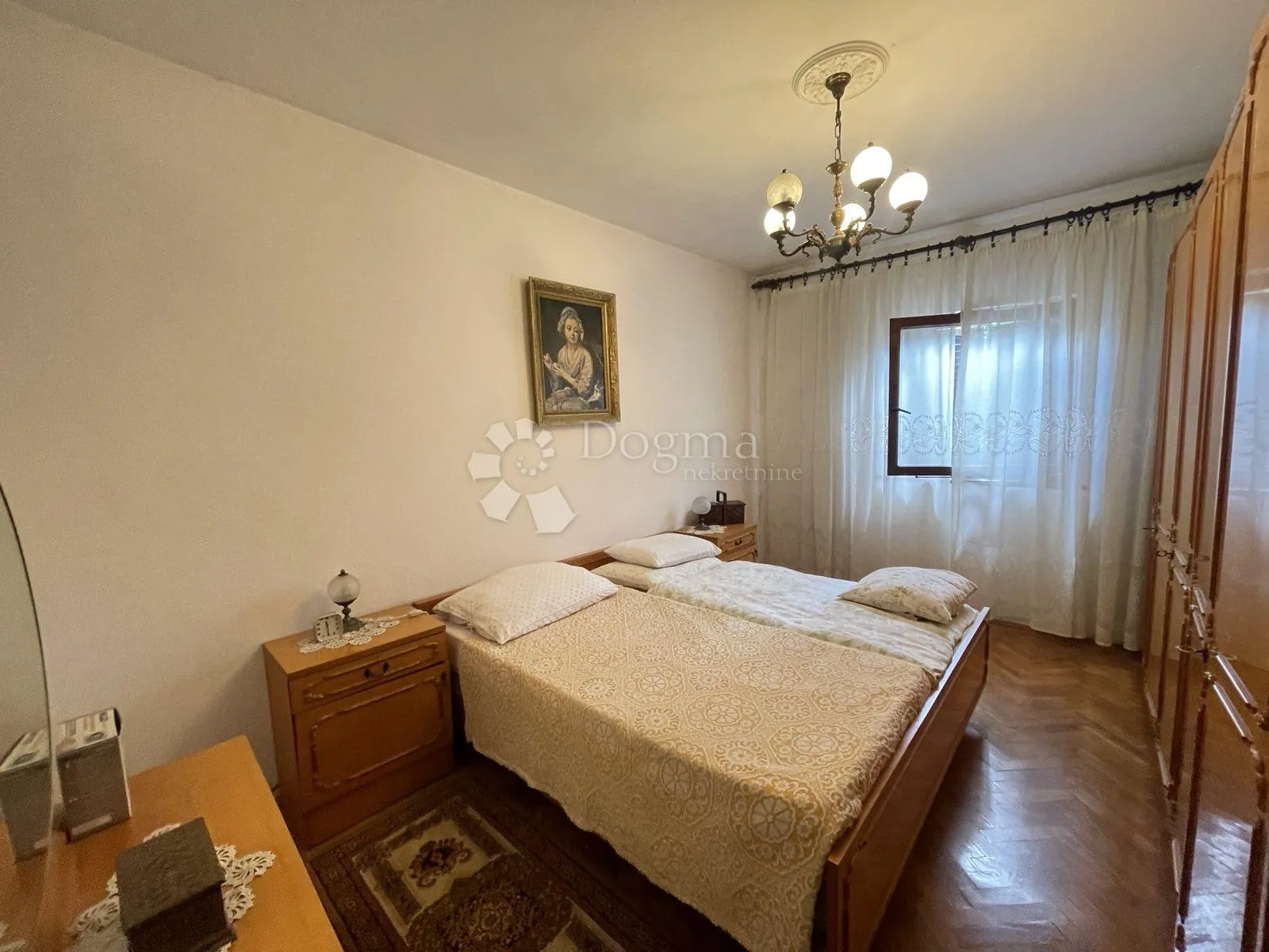 savršeno zemljište sa kućom u izgradnji - slika 8