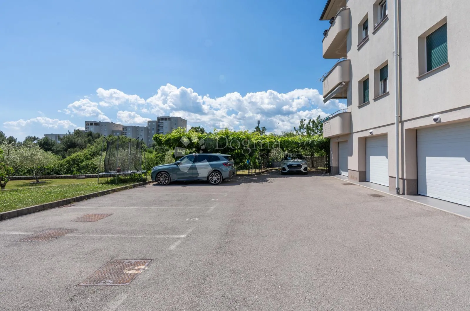 rijeka hosti -stan u kvalitetnoj novogradnji sa garažom - slika 31