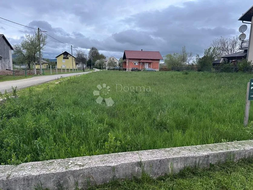 zemljište u blizini centra s projektom i građevinskom - slika 2