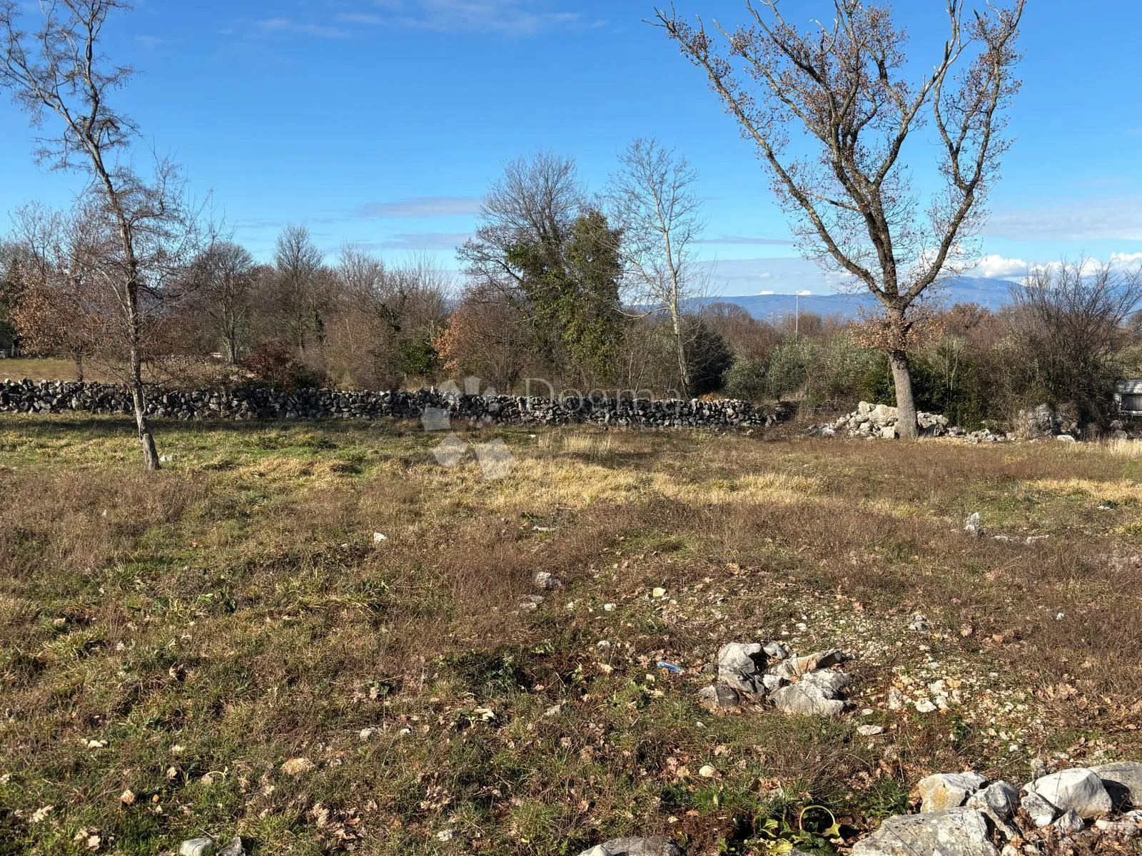 ravan građevinski teren u okolici malinske - slika 6