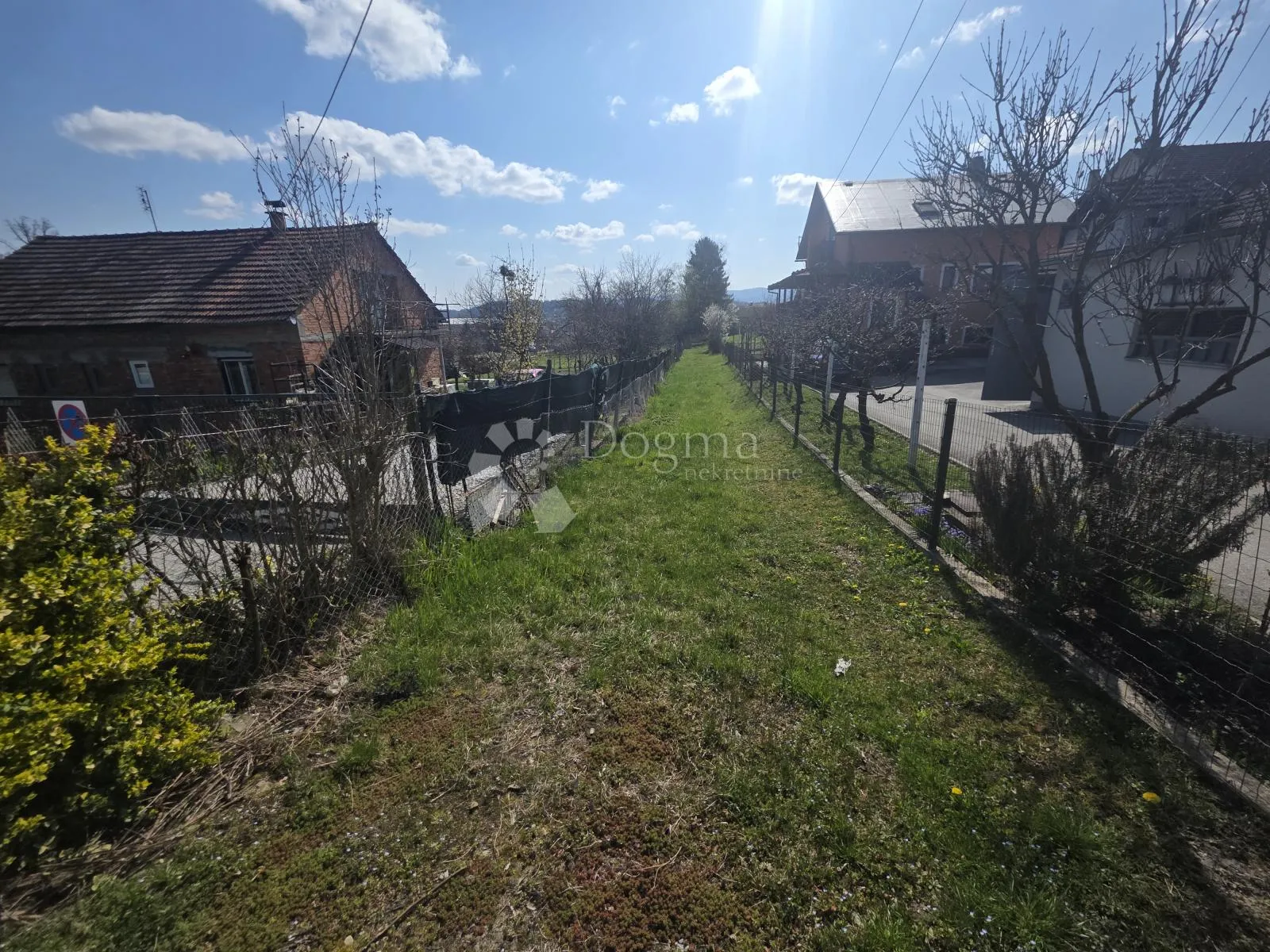 građevinsko zemljište u centru bedekovčine – 1.748 m², odlična lokacija i ravan teren - slika 4