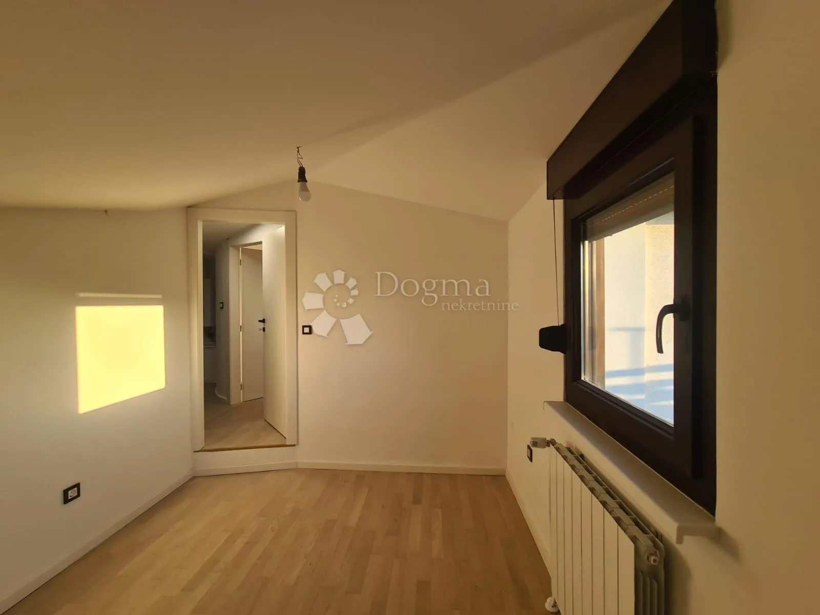 stan s osjećajem kuće – privatni vrt 49 m², terasa i panoramski pogled, mikulići - slika 5