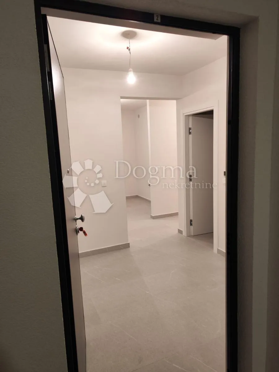 trogir-novogradnja prizemlje -dvosobni stan (s2) - slika 3