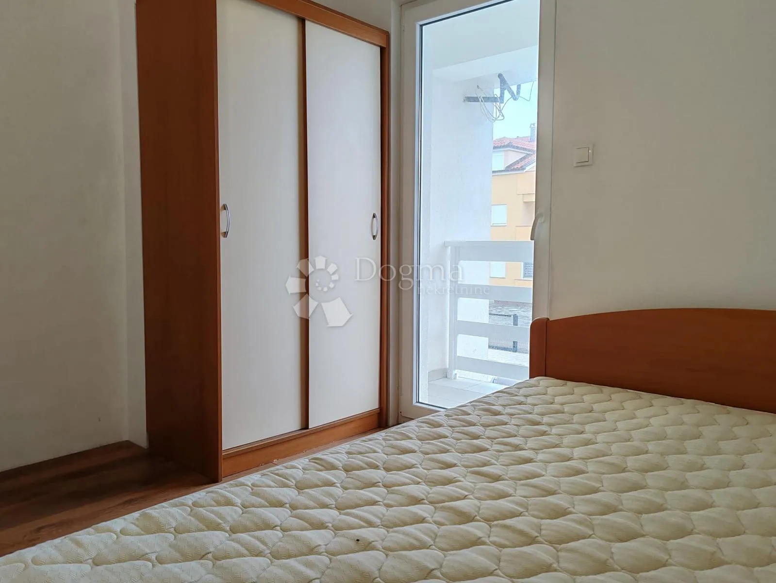 apartman vir 90m² – 300m od plaže - slika 9