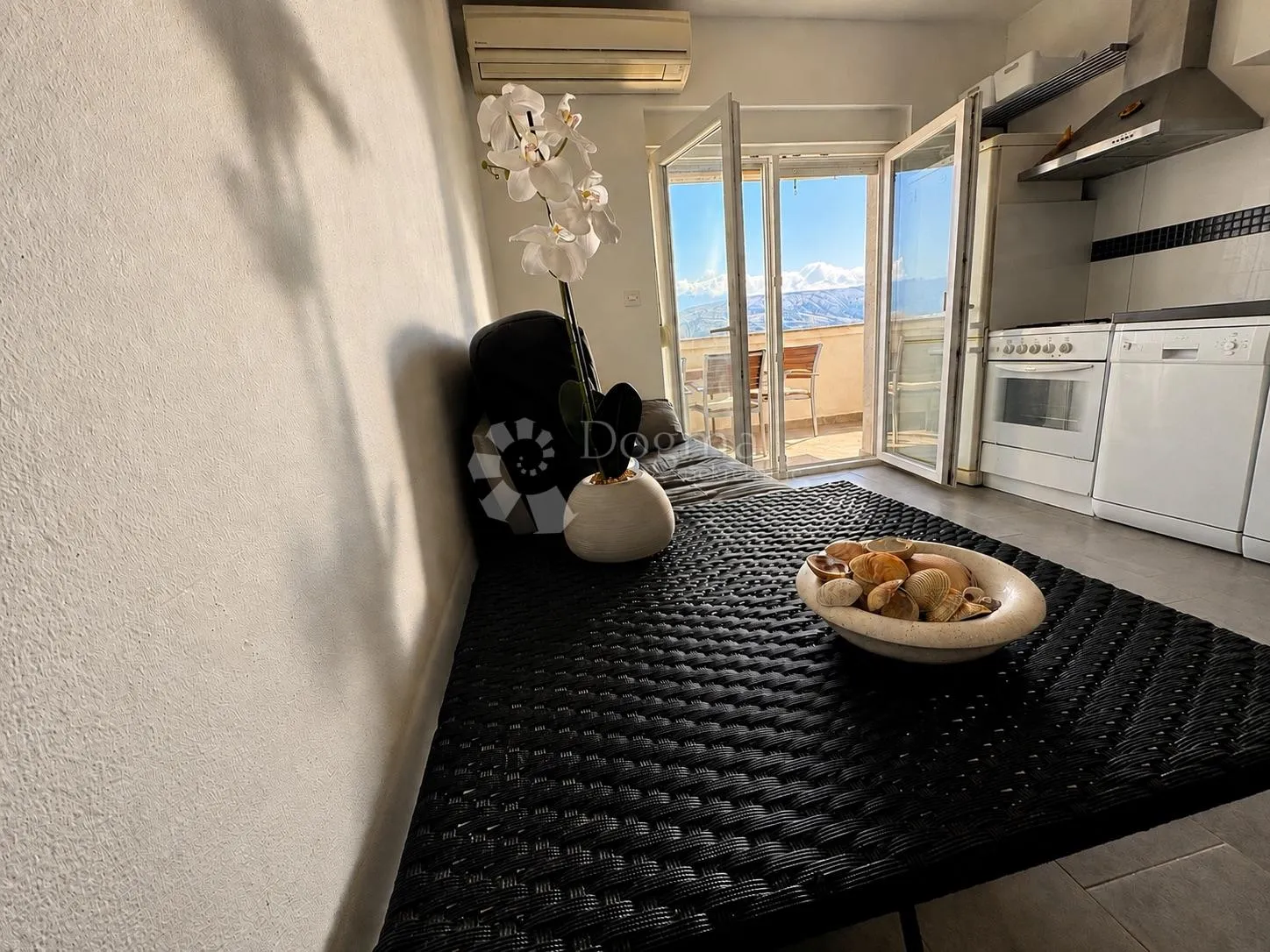 pag – apartman s pogledom na more i velikom terasom - slika 8
