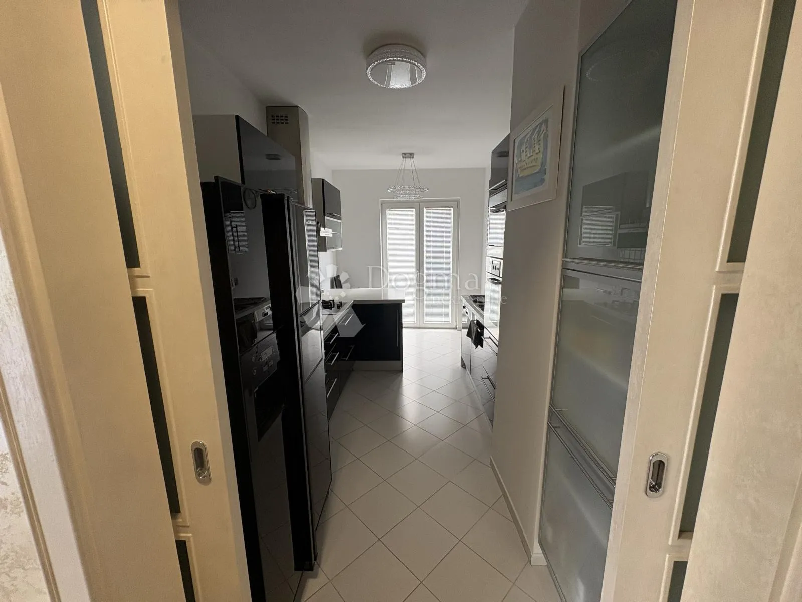 vrhovec 192 m² – panoramski pogled na zagreb, terase, garaža - slika 18