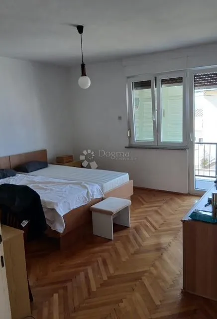 ekskluzivno samo u dogmi,crikvenica-stan blizu centra! - slika 3
