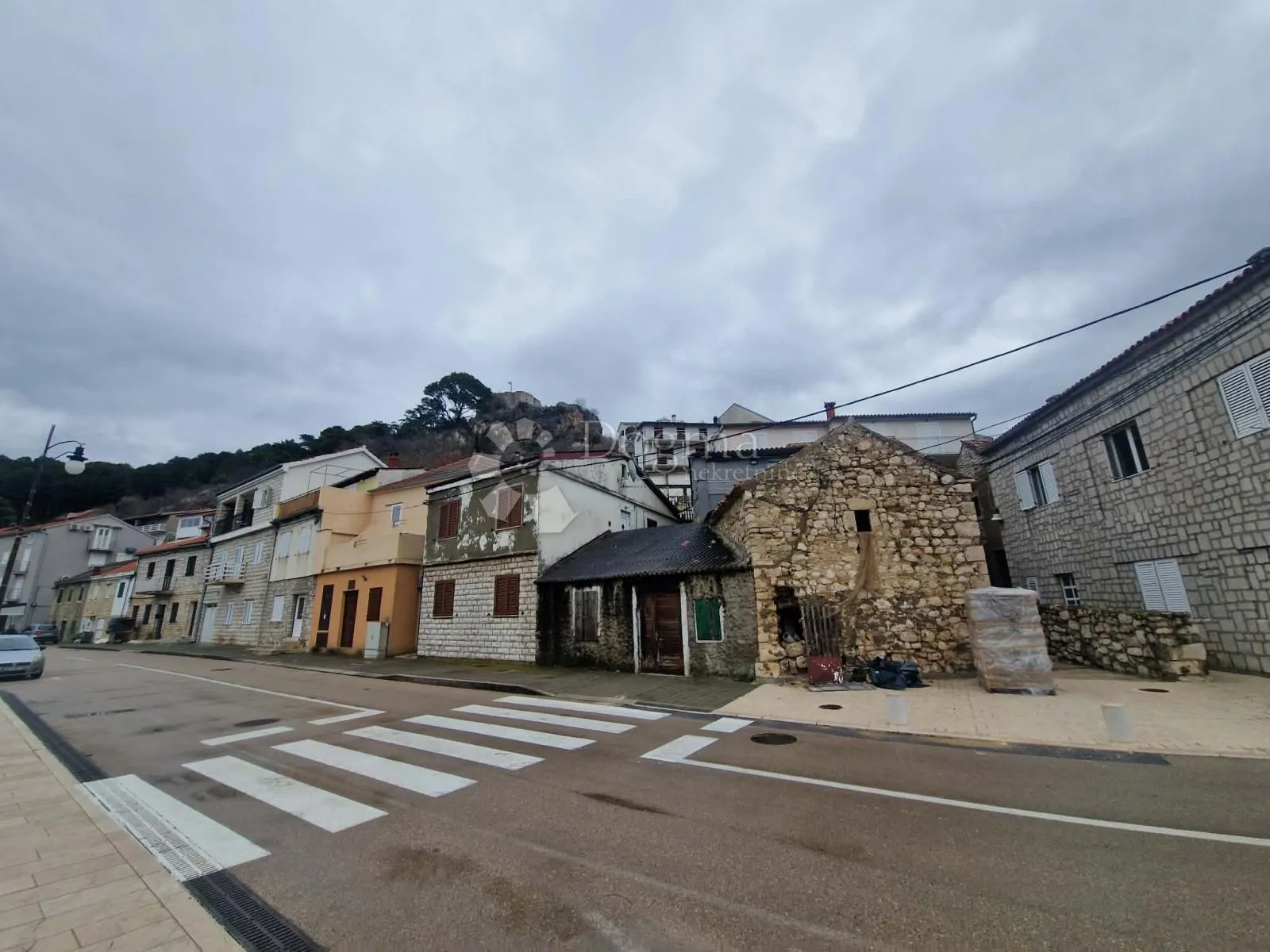 građevinsko zemljište uz more - novigrad - slika 11