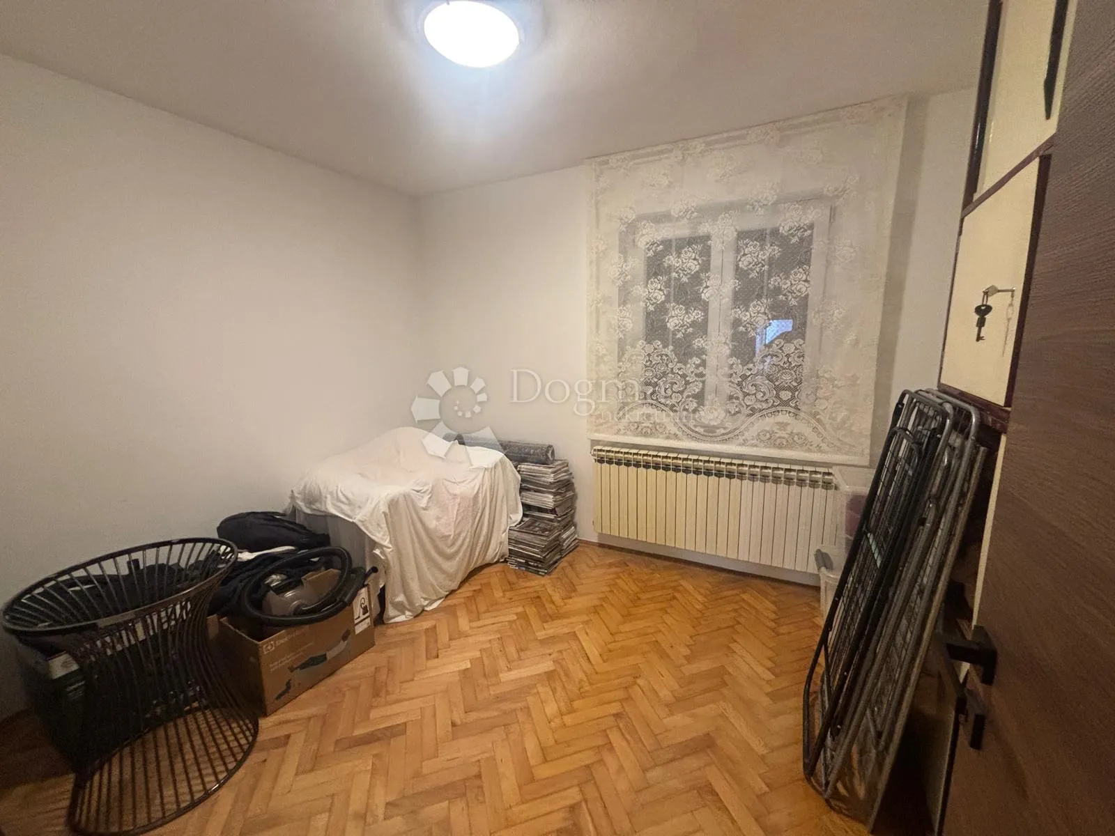 stan s velikom terasom i pogledom na more, u prizemlju - slika 12