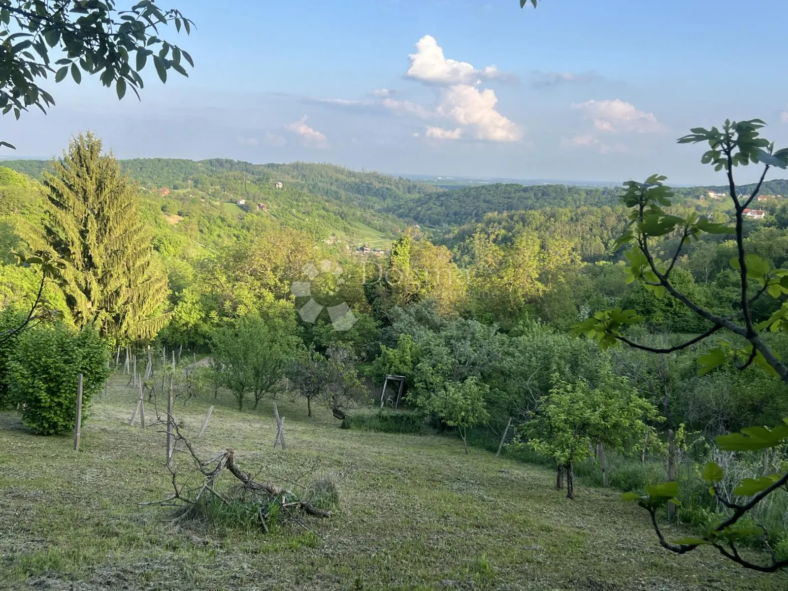 čučerje – poljoprivredno zemljište s pogledom i objektom 1758m2 - slika 1