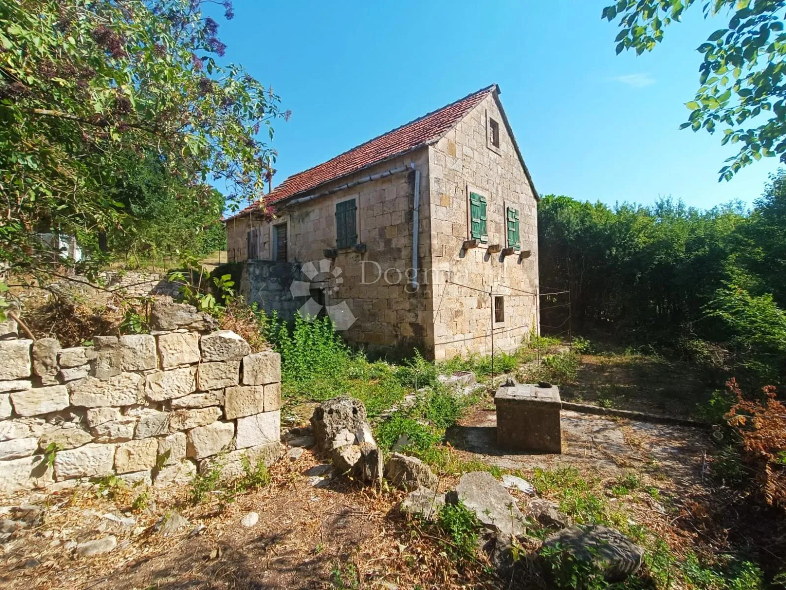 seosko imanje - kamena kuća za adaptaciju, glavice - slika 1