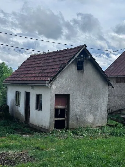 imanje sa 4 objekta budak blizina rijeke like - slika 5