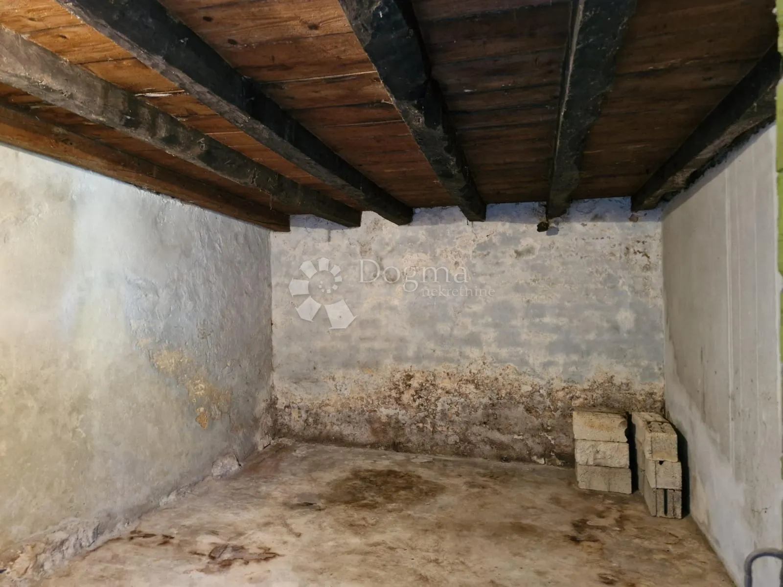 starina za adaptaciju u okolici barbana - slika 23