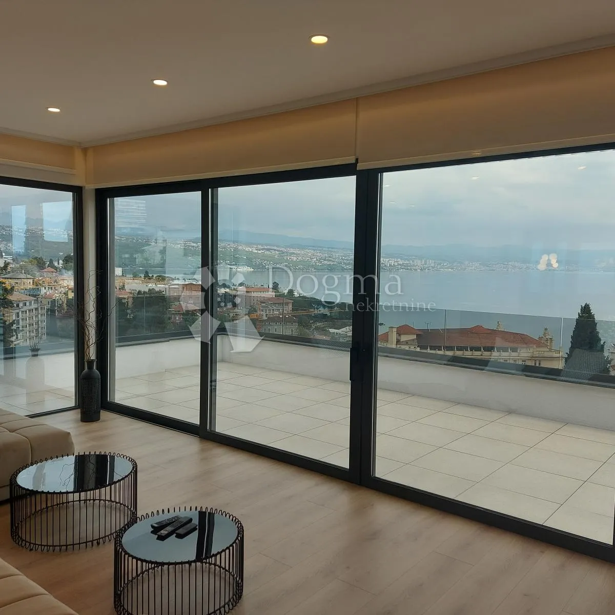 opatija luksuzni penthouse sa bazenom - slika 8