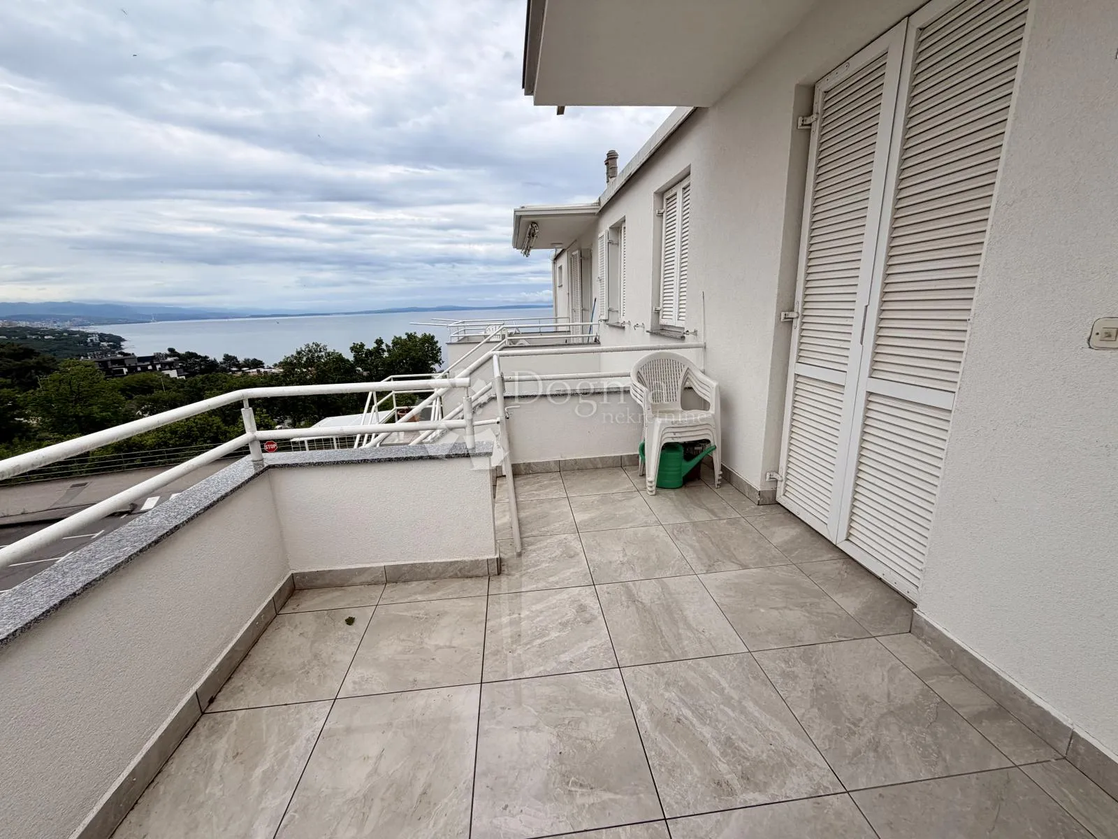prilika!! opatija stan sa prekrasnim pogledom na more 86m2 - slika 3