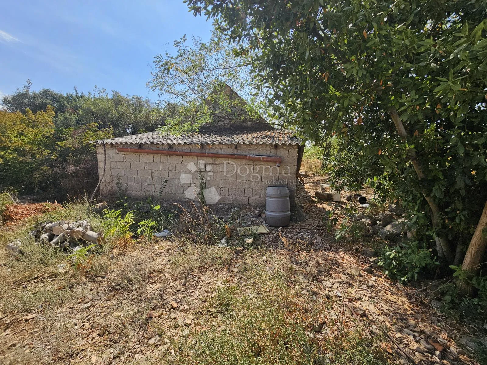 zemljište za gradnju 6 stanova - slika 4