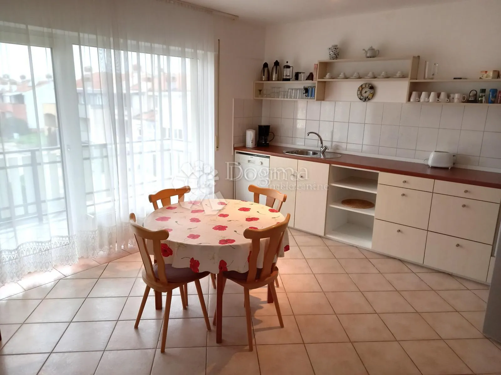 istra-umag, apartman sa terasom i pogledom na more - slika 4