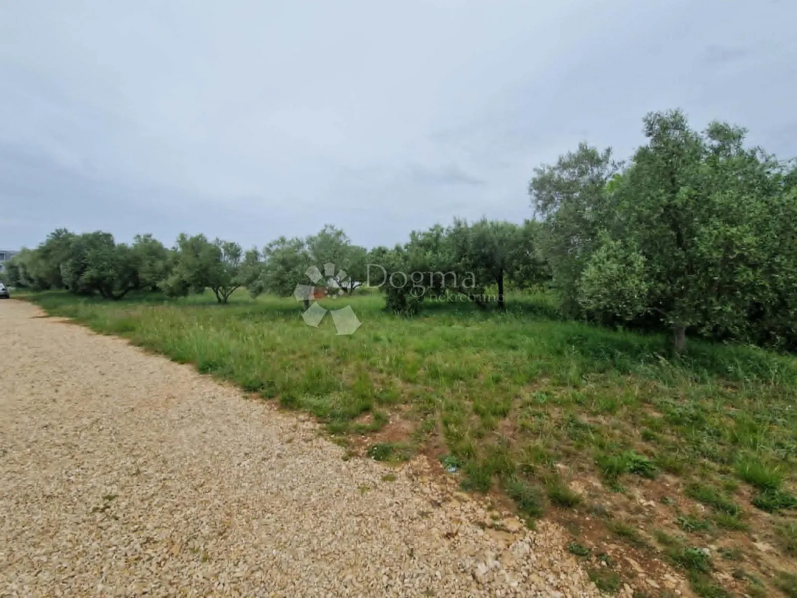 biograd/turanj - građevinsko zemljište 630 m2 - slika 13