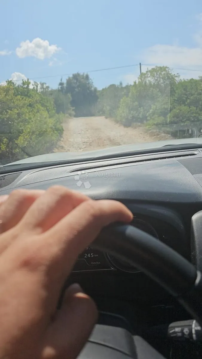 građevinsko zemljište prvi red do mora - slika 18