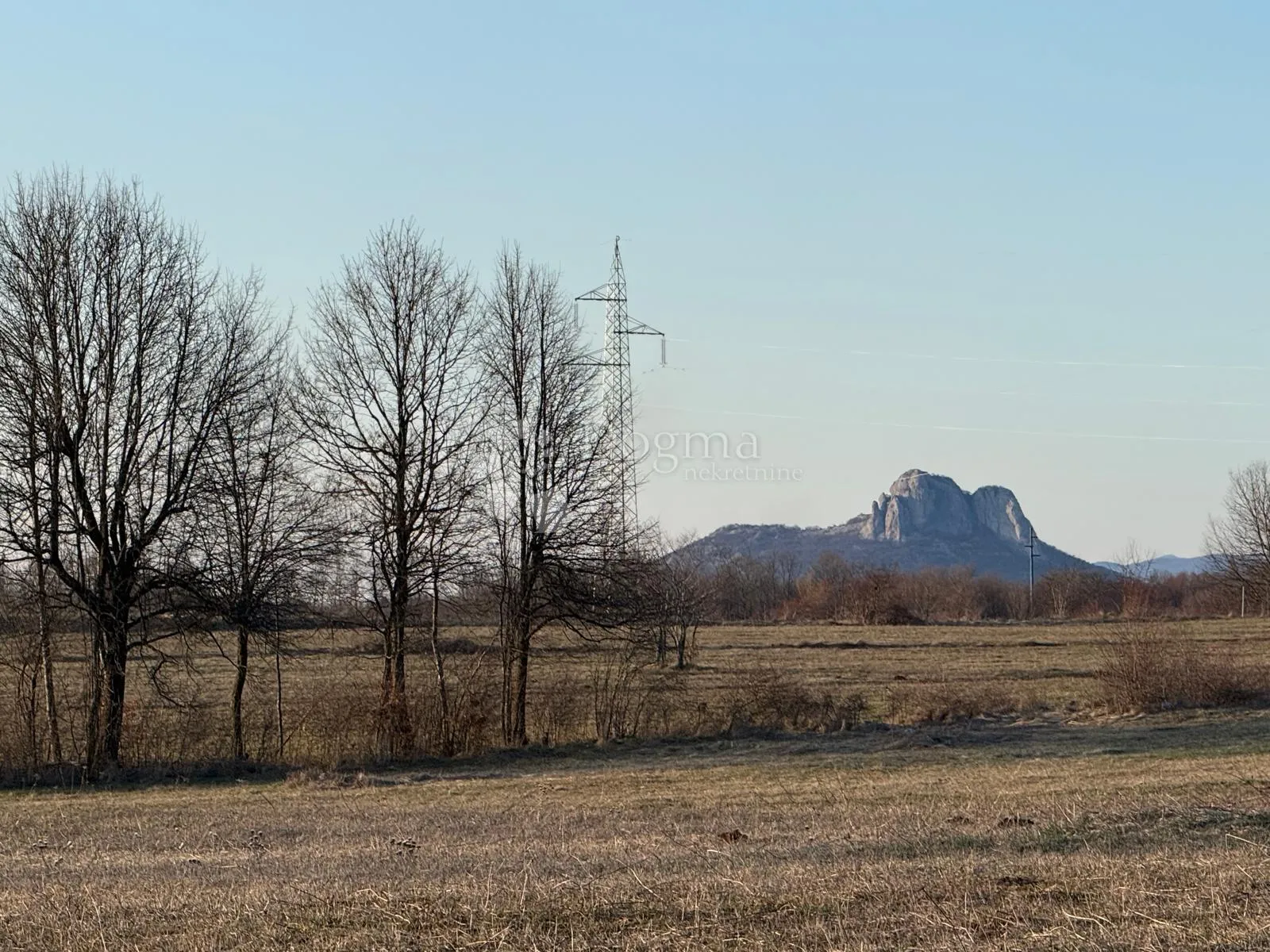lovinac zemljište s pogledom na velebit i zir 5280 m2 - slika 13