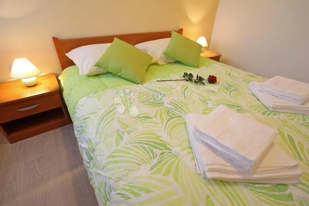 apartmanska kuća u blizini mora i plaže - sukošan - slika 19