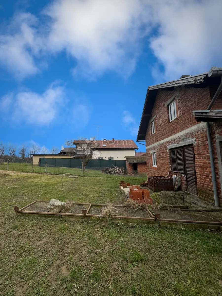 obiteljska kuća s velikom parcelom u mirnom dijelu bjelovara - slika 10