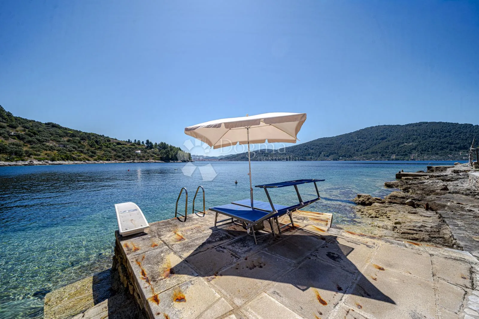 prvi red do mora: samoodrživa apartmanska vila s uhodanim poslovanjem – vela luka, korčula - slika 76