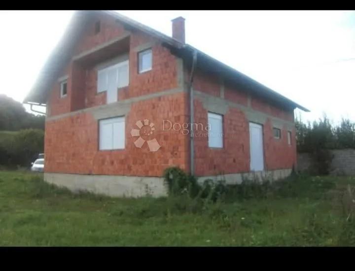kuća staro selo topusko b+ez neposrednih susjeda, uz potok - slika 11
