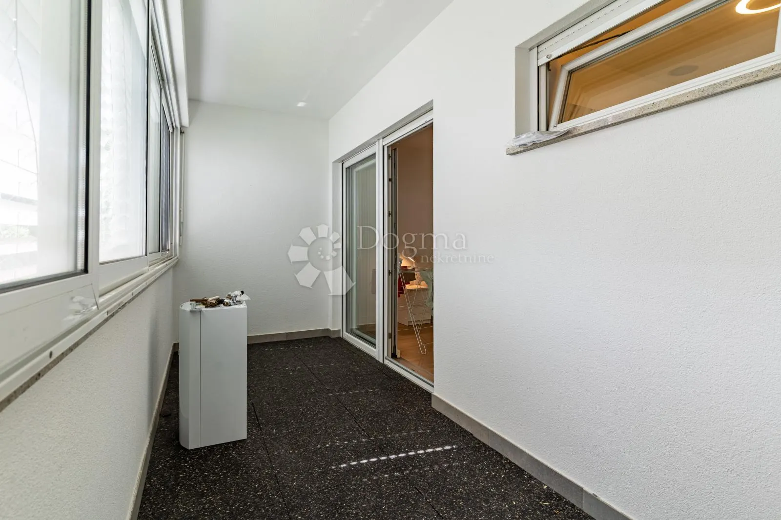 luksuzan dvoetažan penthouse - maksimir - slika 18
