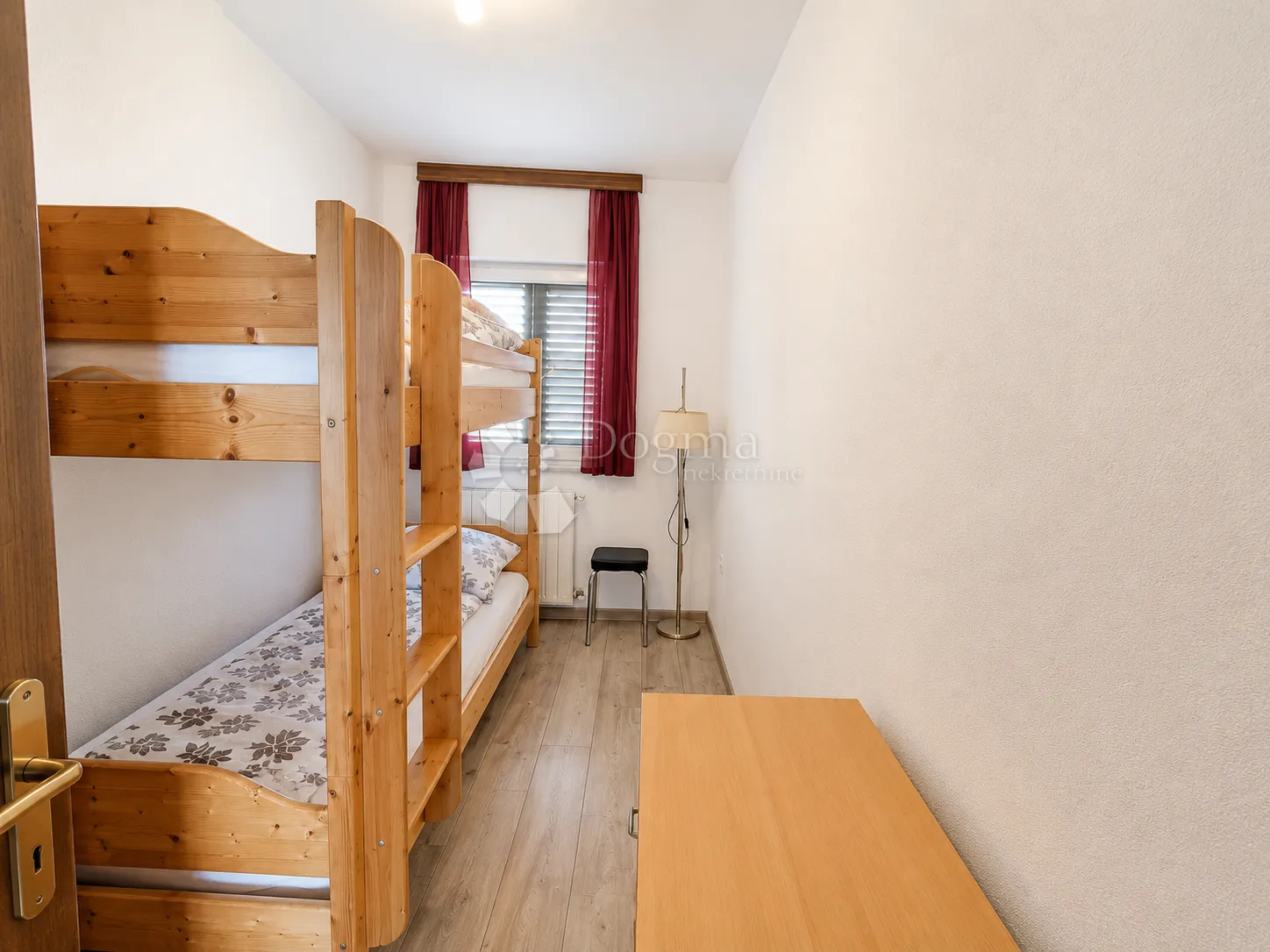 stan za dugoročni najam sa dvije terase – labin - slika 6