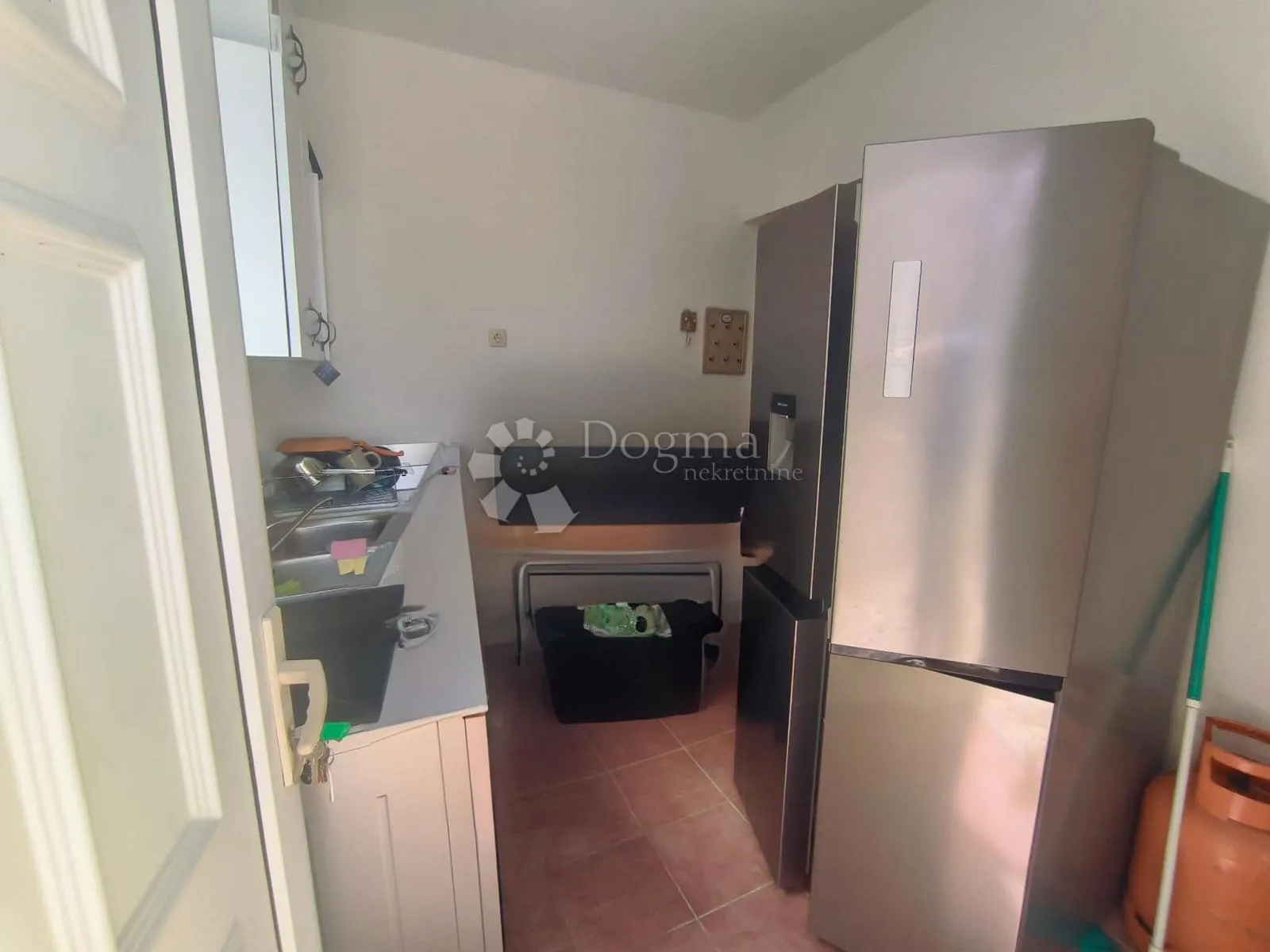 kuća sa tri apartmana, privlaka - slika 11