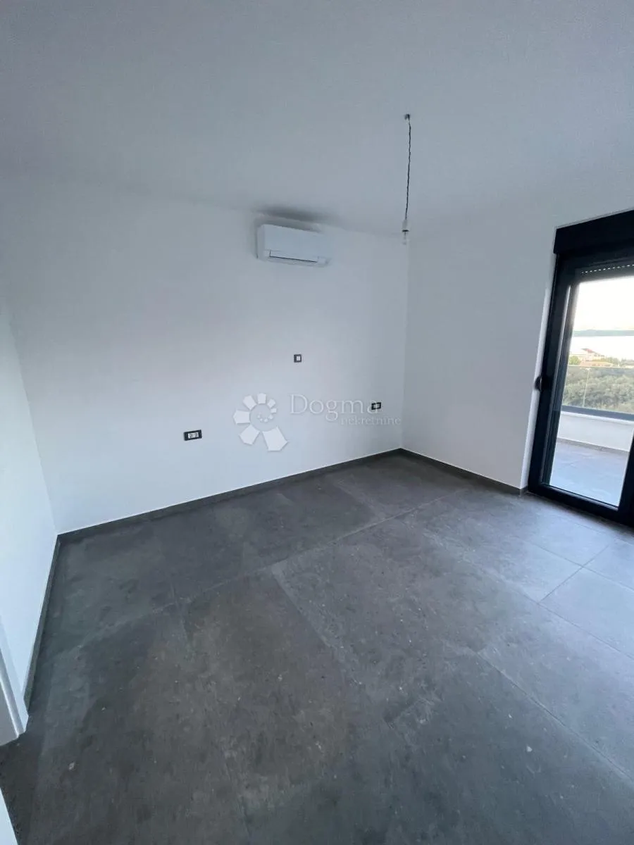 penthouse s panoramskim pogledom na more – 350 m od plaže - slika 41