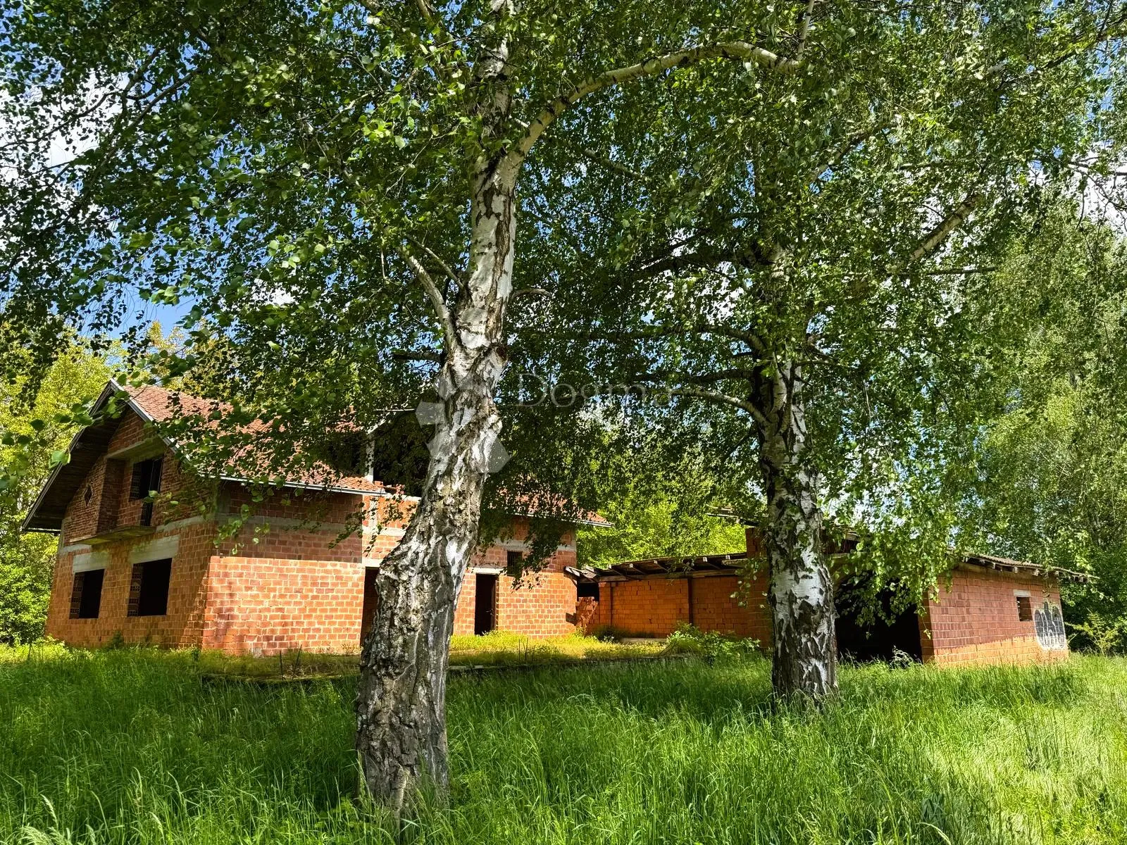 nekretnina s potencijalom u drnju kod botova i jezera šoderica - slika 2