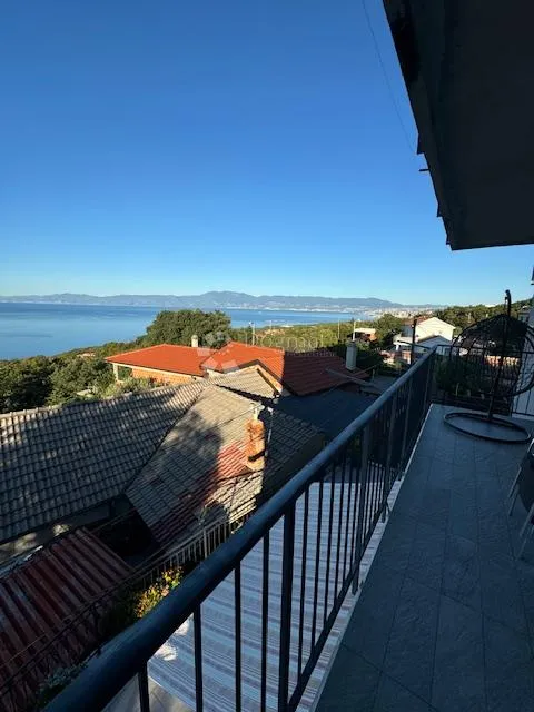 atraktivni stan za najam sa panoranskim pogledom na more - slika 3