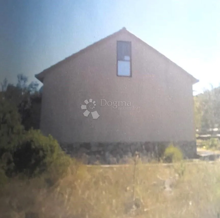 kuća hvar- zastražišće 110m2 + 500m2 okučnice - slika 8