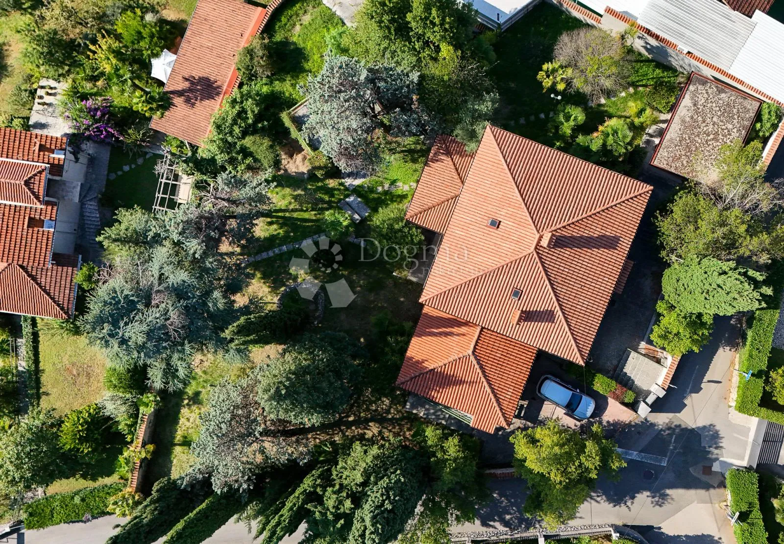 oaza zelenila s pogledom na more - slika 17