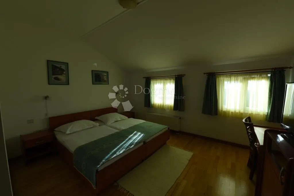 viškovo - kuća idealna za najam radnicima - slika 2