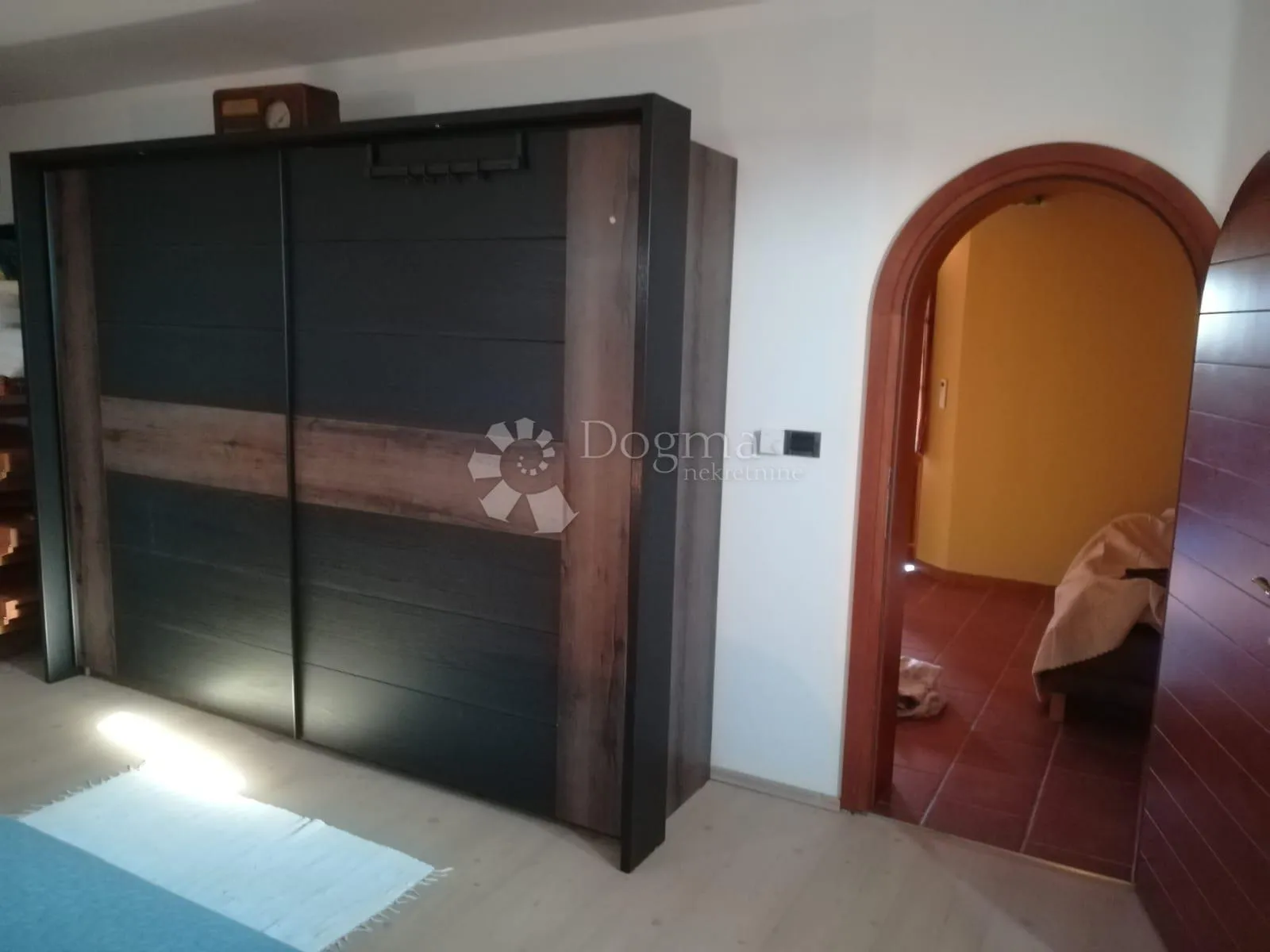 brodarica- mediteranska villa s bazenom i pogledom - slika 45