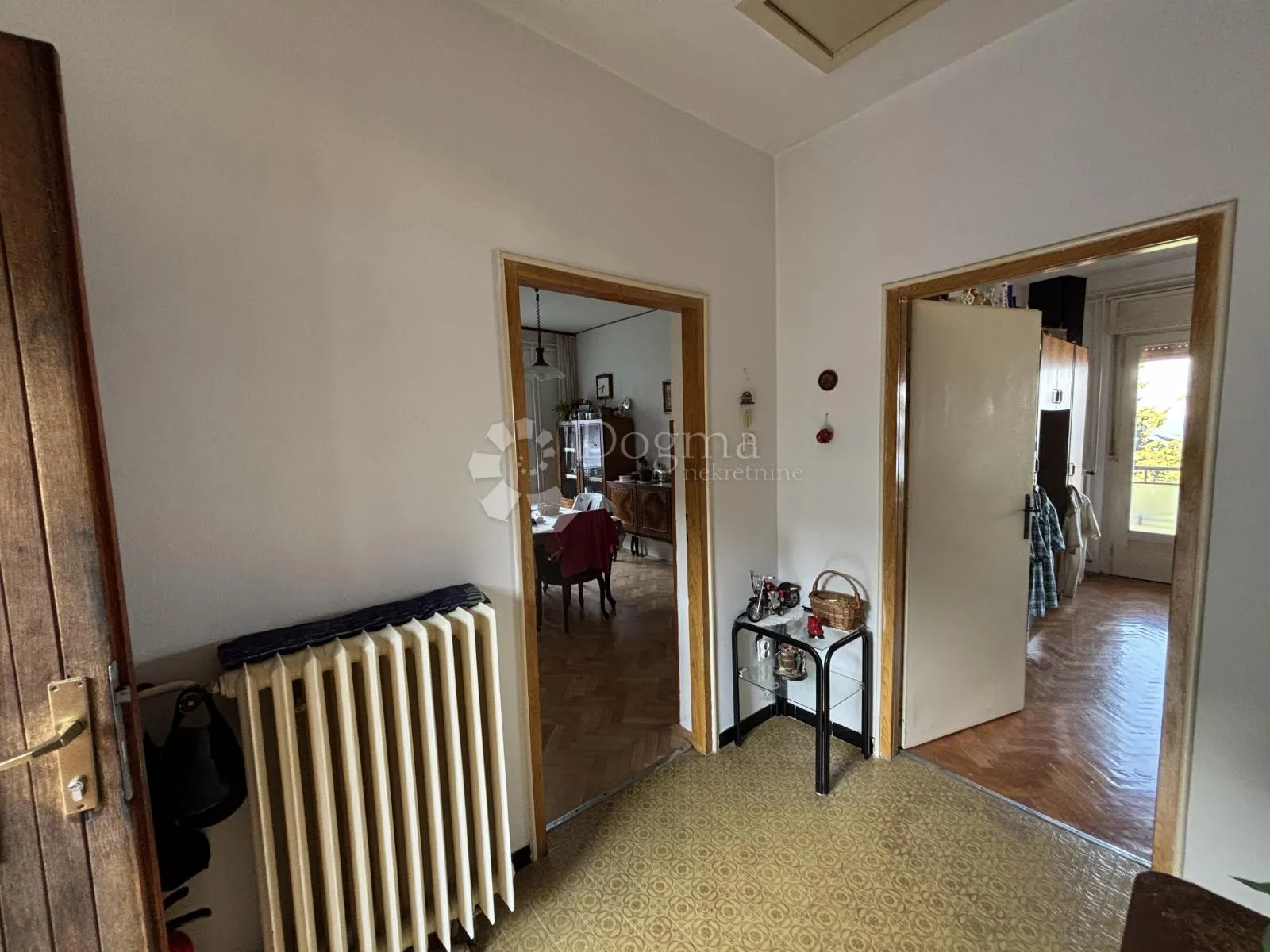 opatija, top lokacija, 100m2, balkon, garaža - slika 10