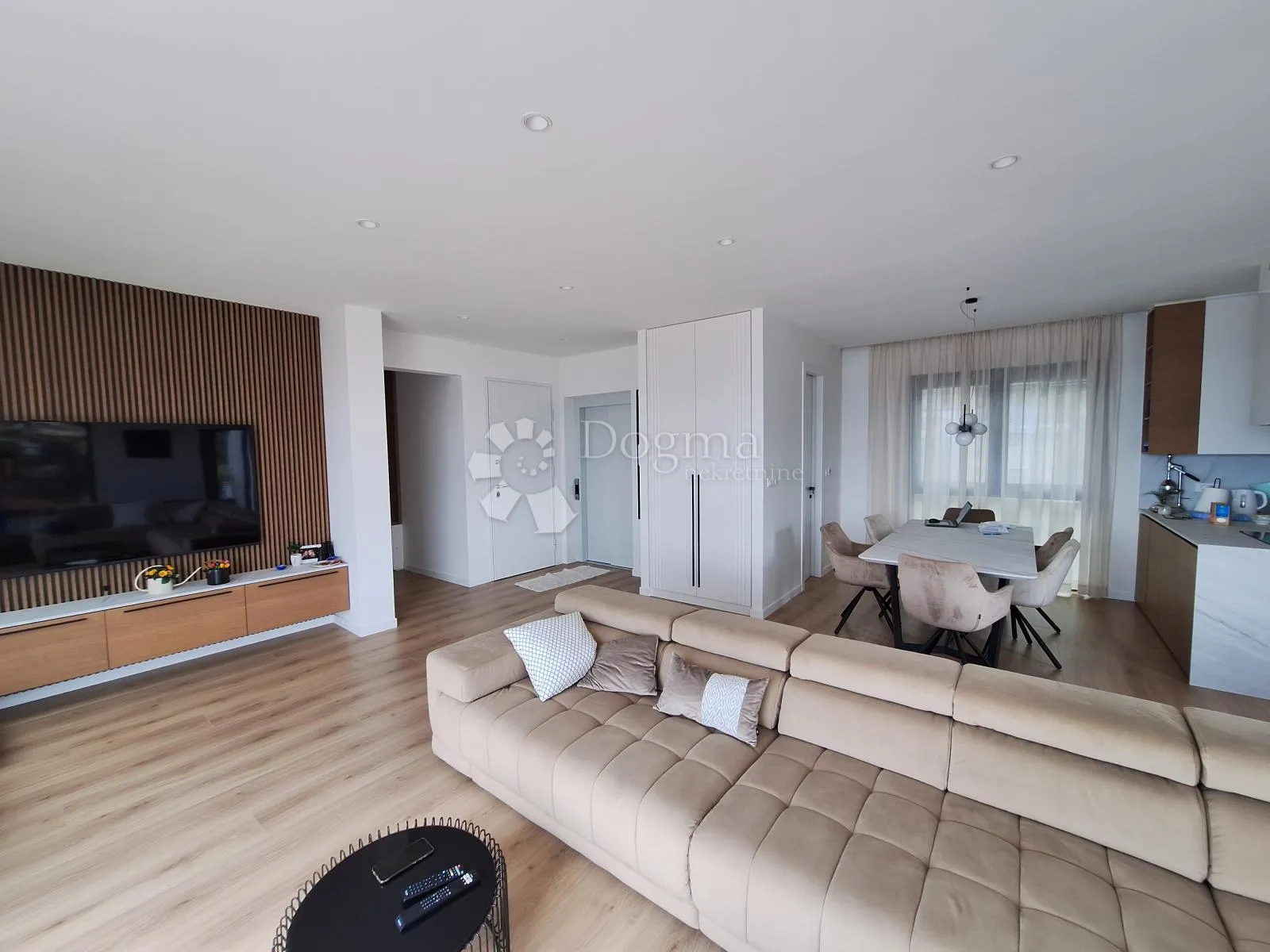 opatija luksuzni penthouse sa bazenom - slika 4