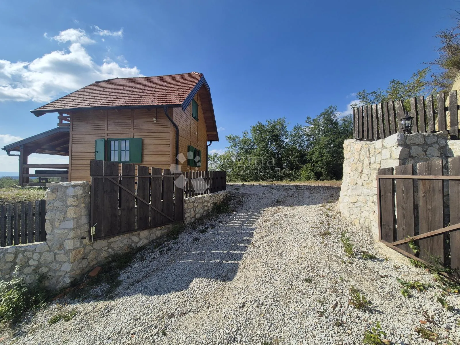 drvena kuća za odmor (novogradnja) sa pomoćnim objektom nadomak zagreba! - slika 2