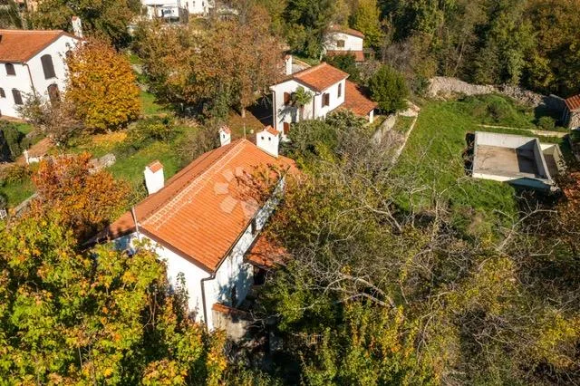 autentično pitoreskno selo sa 6 kuca iznad opatije - slika 8