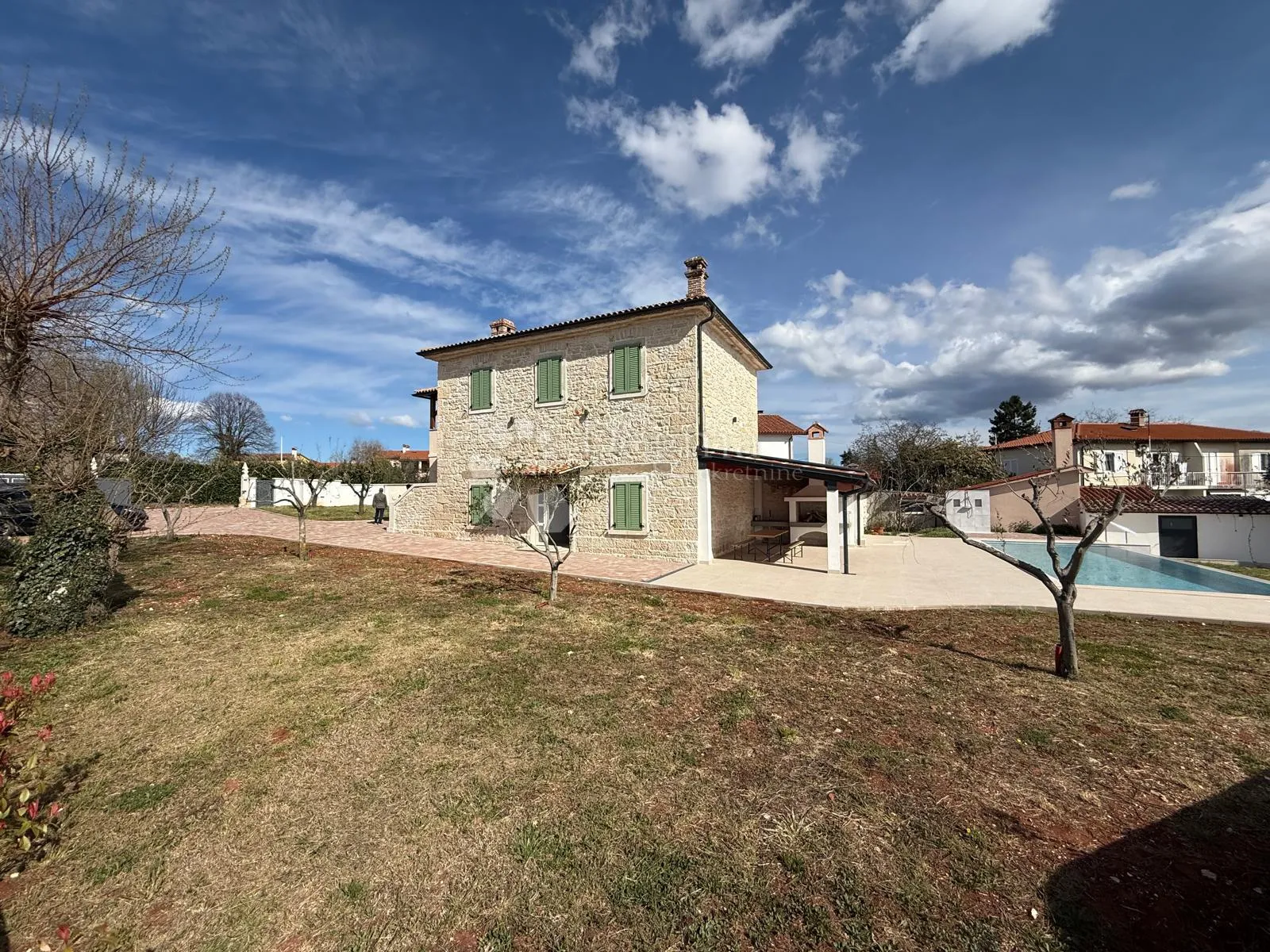 kamena vila s infinity bazenom, konobom i panoramskim pogledom na prirodu - slika 51