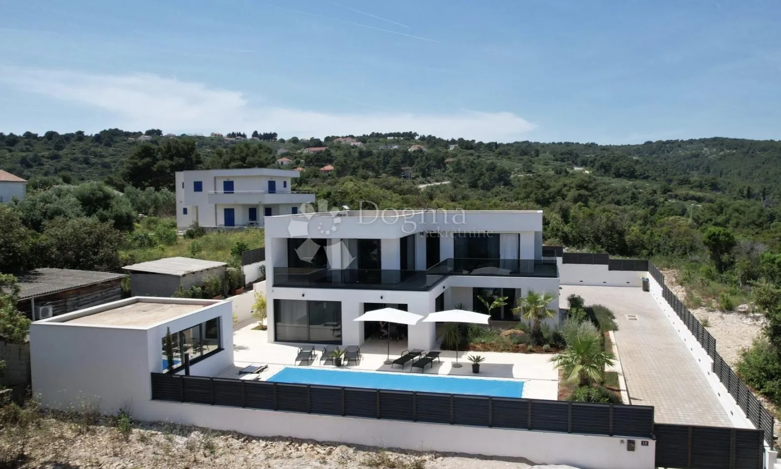 moderna vila sa bazenom , rogač, šolta - slika 21